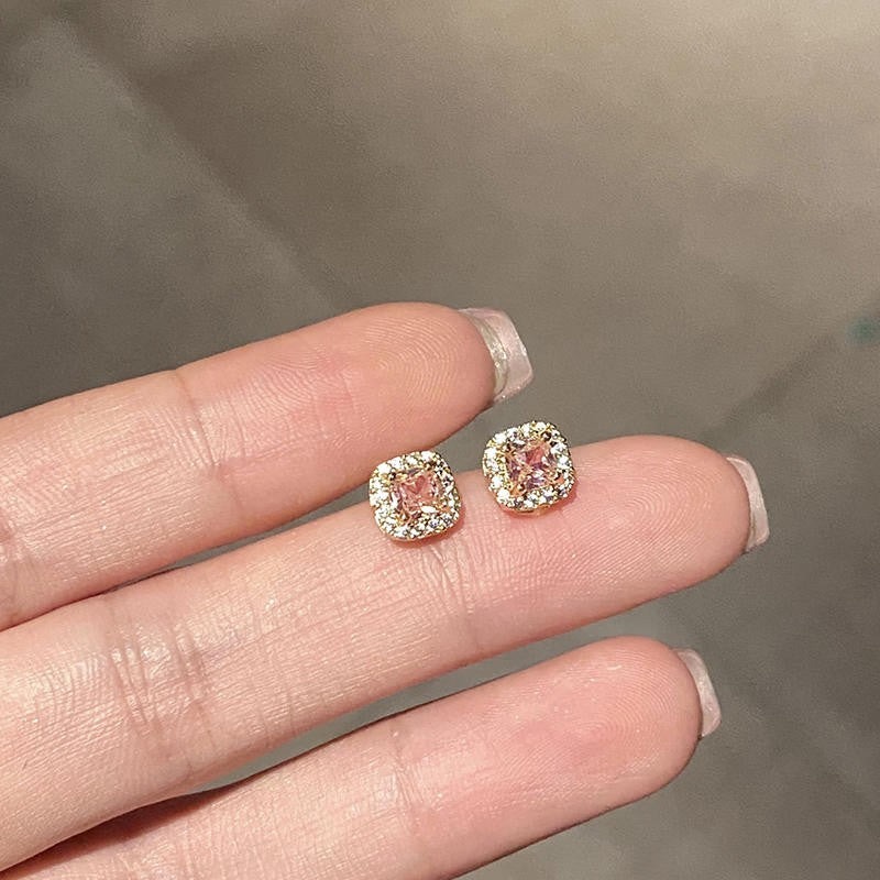 Brinco Ponto de Luz Quadrado